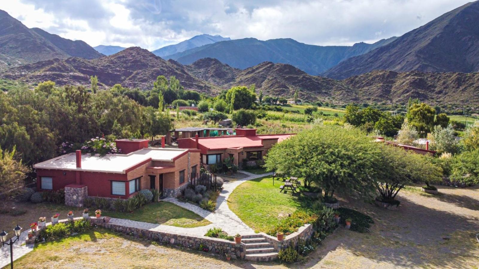Miraluna Bodega Boutique Cachí Eksteriør billede