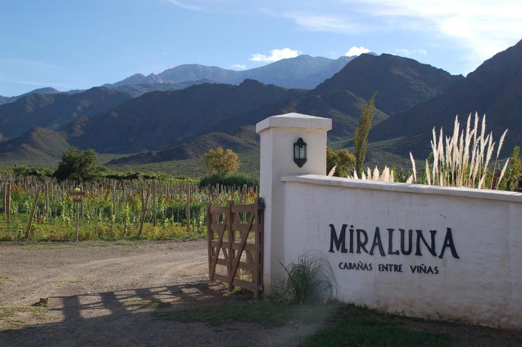 Miraluna Bodega Boutique Cachí Eksteriør billede